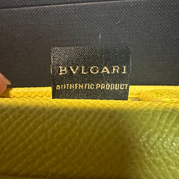 BVLGARI Clip closure Vibrant Yellow Bi-fold long wallet with silver hardware - Picture 11 of 11